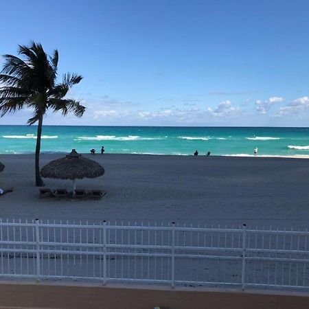 Sahara Beach Club Sunny Isles Beach Exteriér fotografie