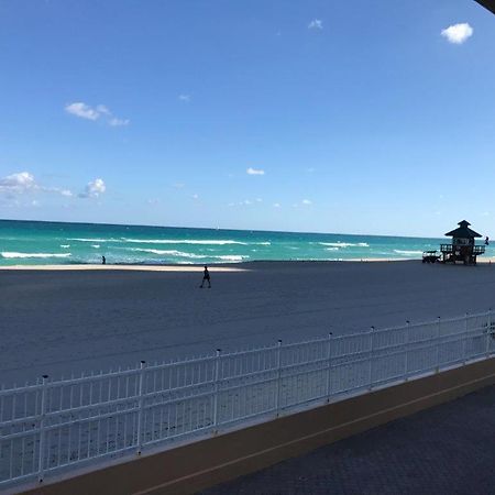 Sahara Beach Club Sunny Isles Beach Exteriér fotografie